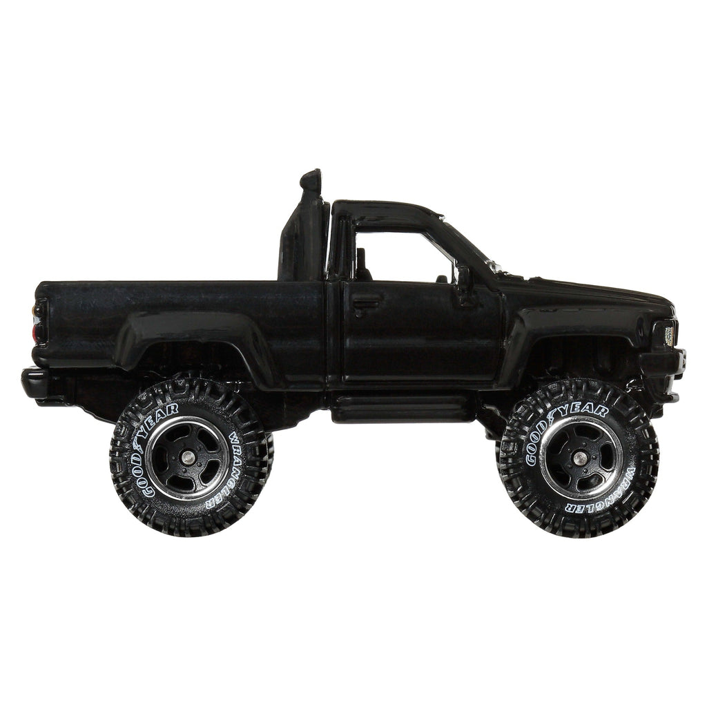 Hot Wheels Premium Car Culture 2-Pack Back to the Future Time Machine & 1987 Toyota Pickup