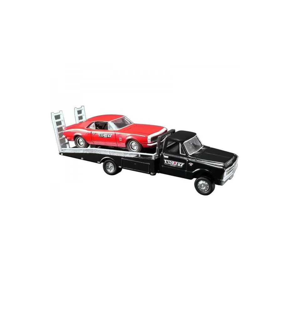 ACME 1970 Chevrolet C-30 Ramp Truck with 1967 Chevy Camaro 1:64