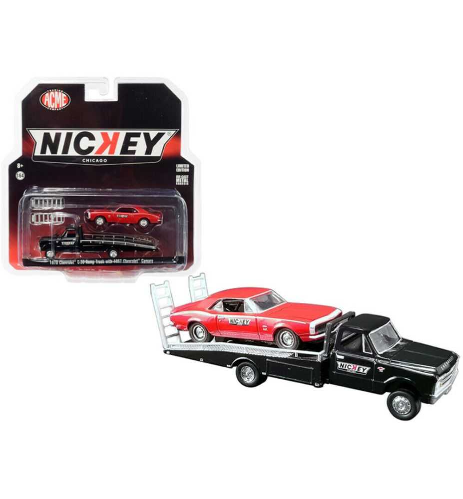 ACME 1970 Chevrolet C-30 Ramp Truck with 1967 Chevy Camaro 1:64
