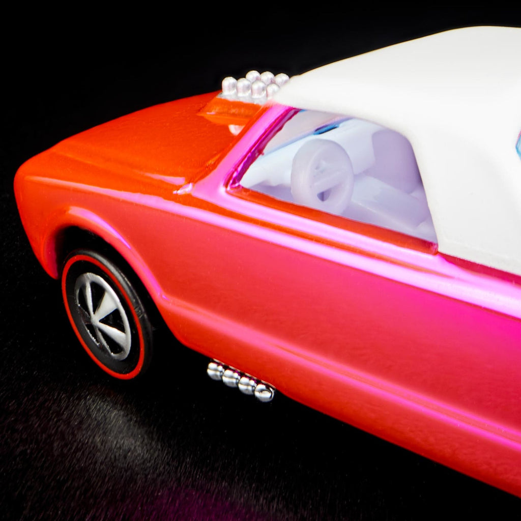 Hot Wheels RLC Exclusive 2022 Pink Editions Custom Fleetside