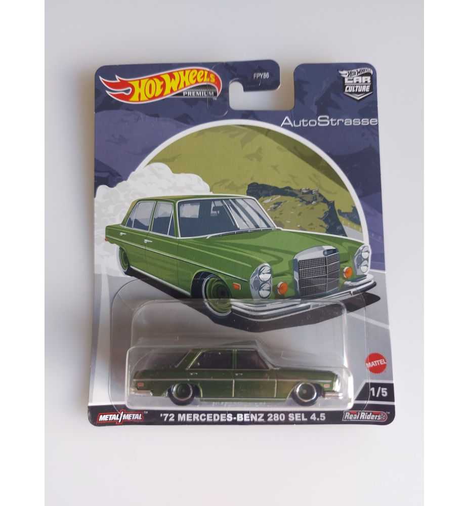 Hot Wheels Premium Car Culture Circuit Legends '71 Mercedes-Benz 280 SEL 4.5