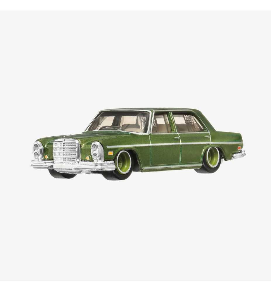 Hot Wheels Premium Car Culture Circuit Legends '71 Mercedes-Benz 280 SEL 4.5
