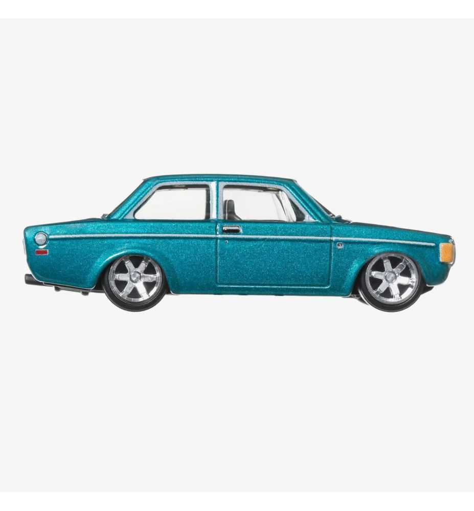 Hot Wheels Premium Car Culture Circuit Legends '74 Volvo 142 GL