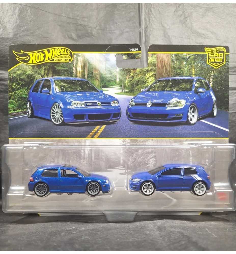 Hot Wheels Premium 2-Pack Custom 2004 Volkswagen Golf R32 & Volkswagen Golf MK7
