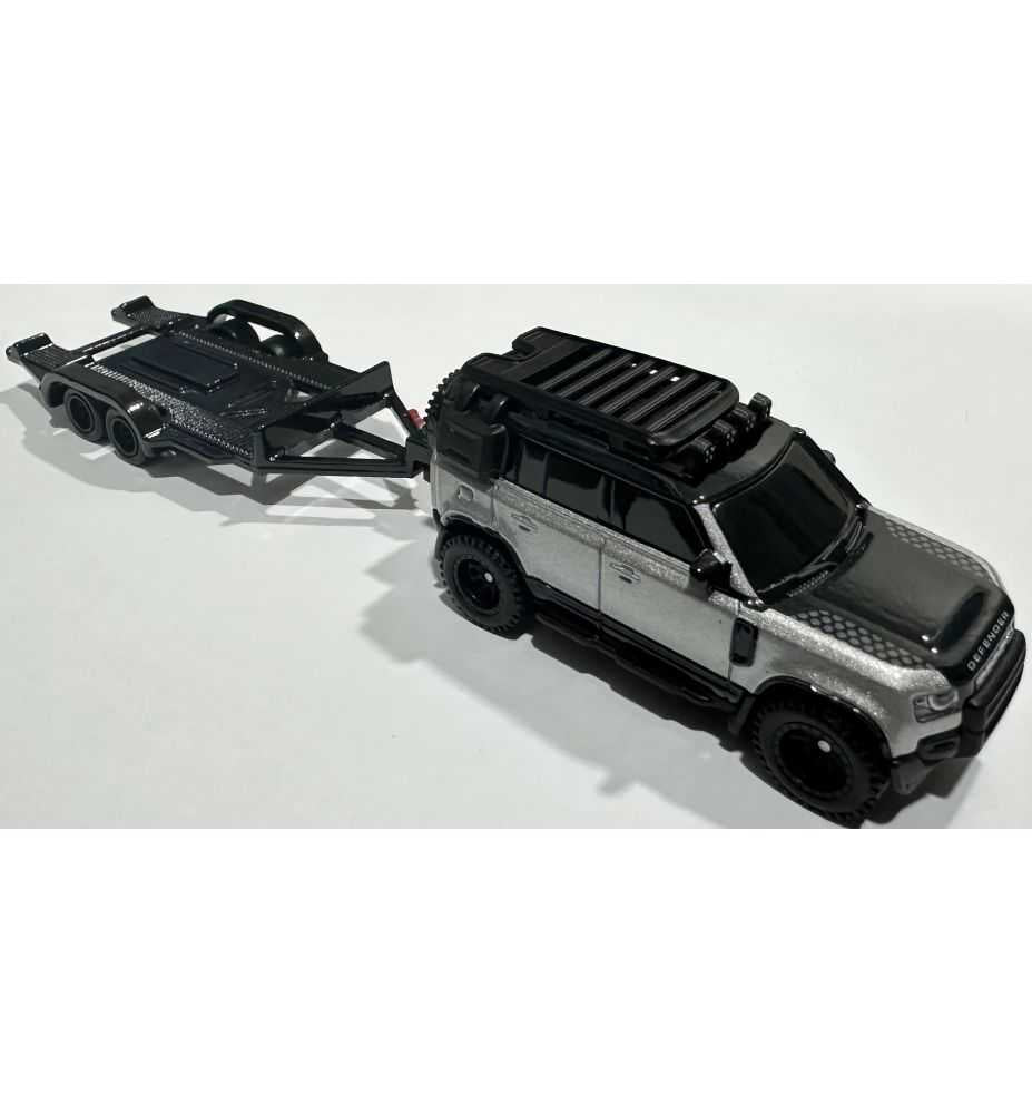 Hot Wheels Premium Team Transport 2023 Land Rover Defender 110 + Jaguar Mk1 #74