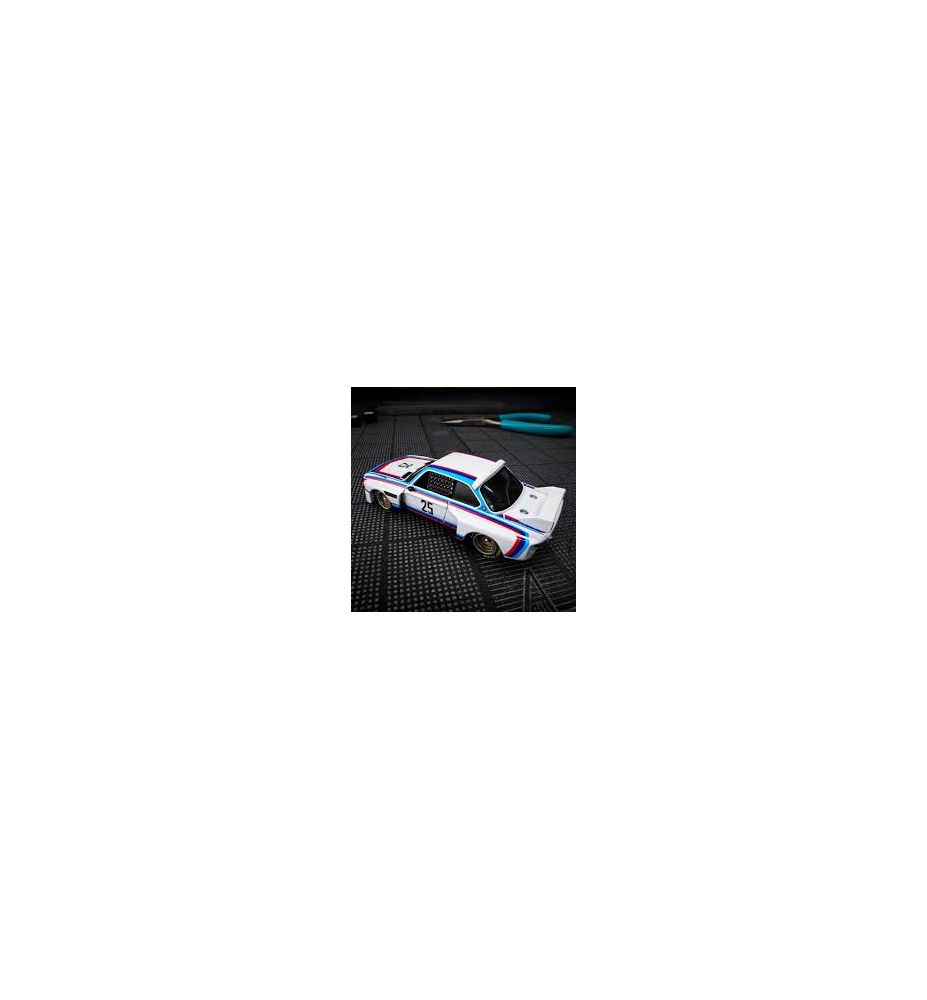 Hot Wheels RLC Elite 64 1975 BMW 3.0 CSL Race