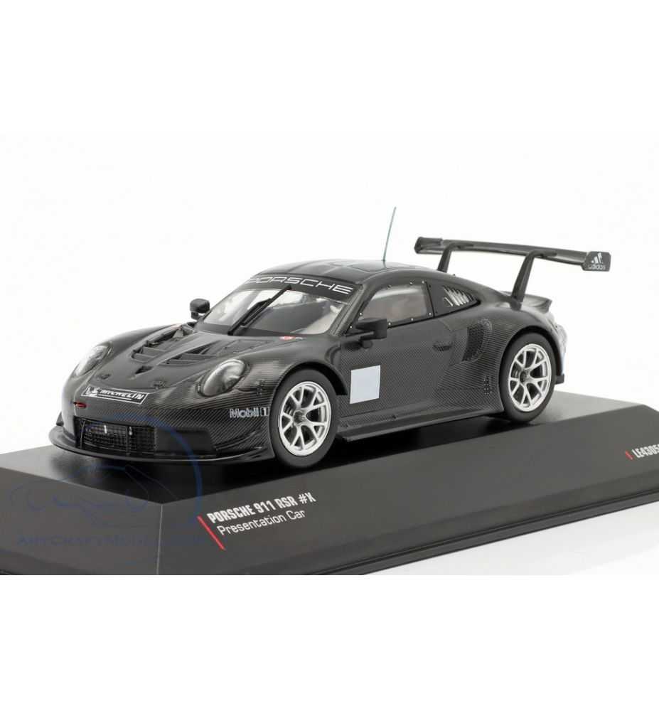 Ixo Models Porsche 911 RSR Pre-Season Test Car 2020 Black 1:18