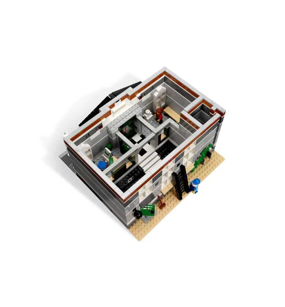 LEGO Creator Expert 10224 Town Hall (Modular Building)