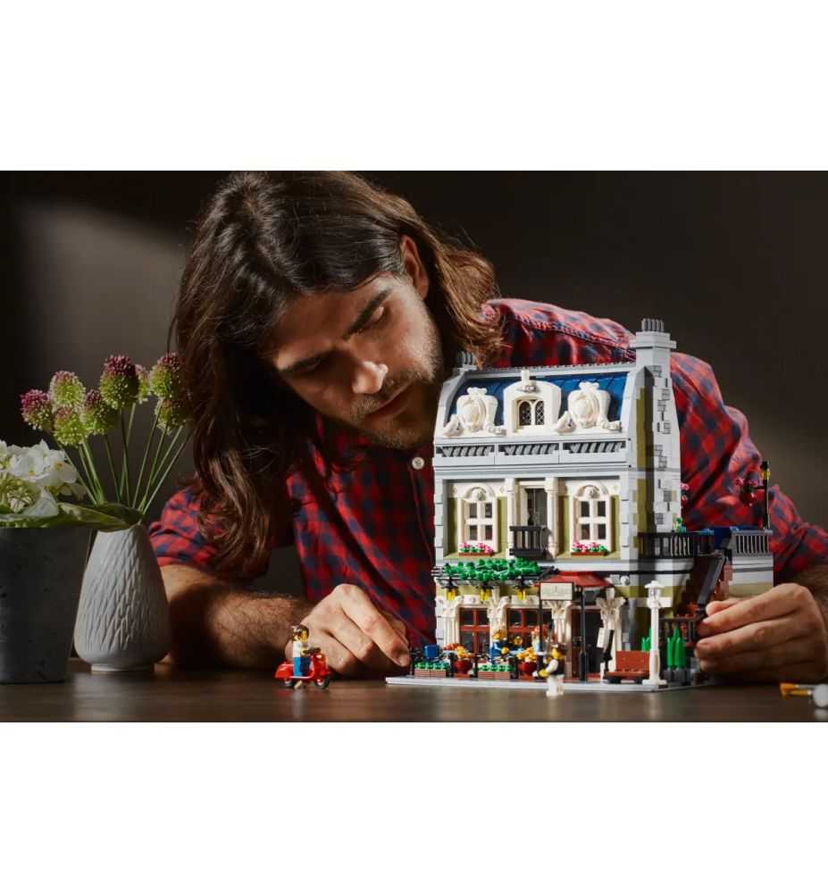 LEGO Creator Expert 10243 Parisian Restaurant (Modular Building)