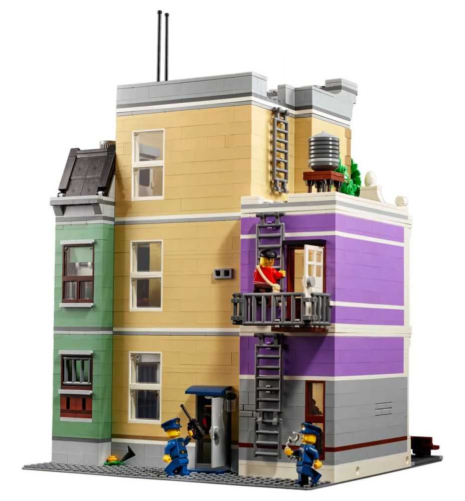 LEGO Icons 10278 Police Station (Modular Building)