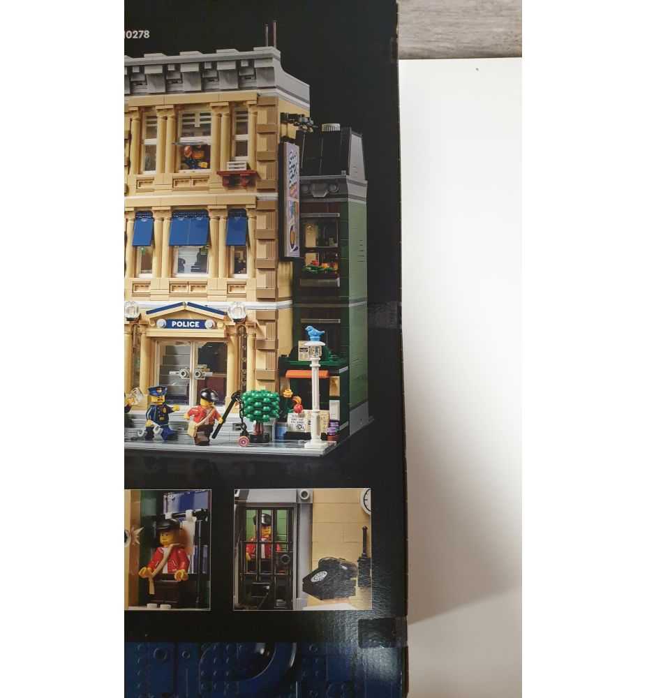 LEGO Icons 10278 Police Station (Modular Building)
