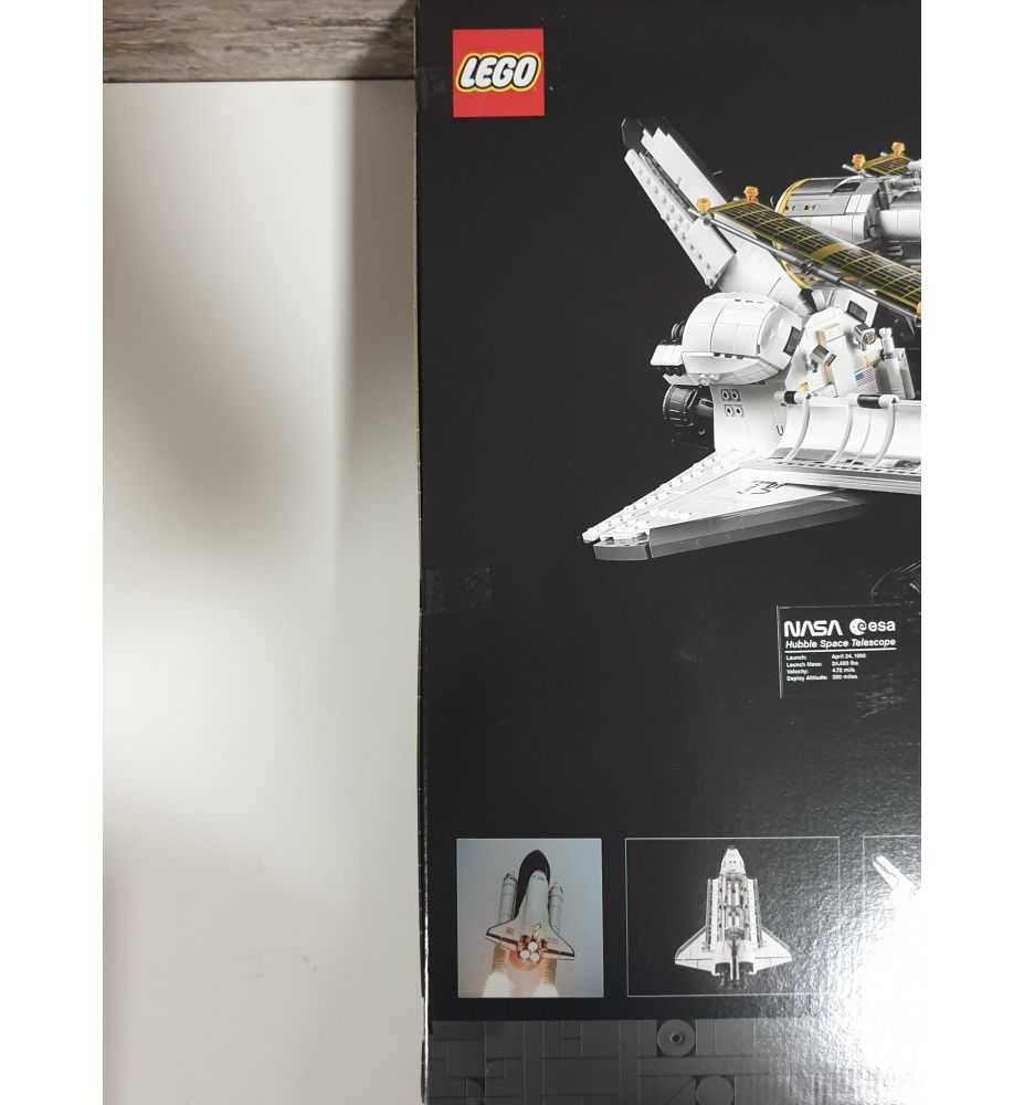 LEGO Icons 10283 NASA Space Shuttle Discovery