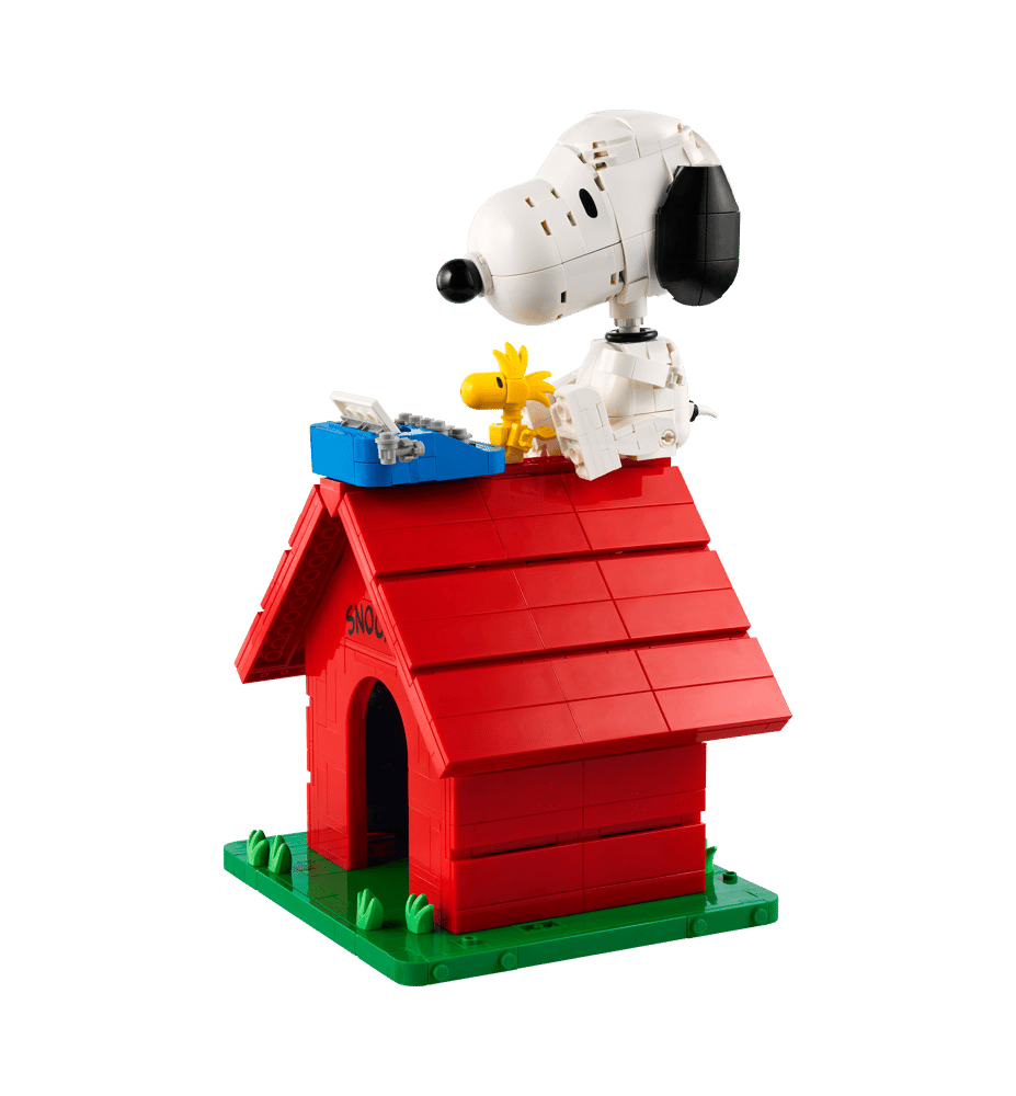 LEGO Ideas 21368 Peanuts: Snoopy's Doghouse