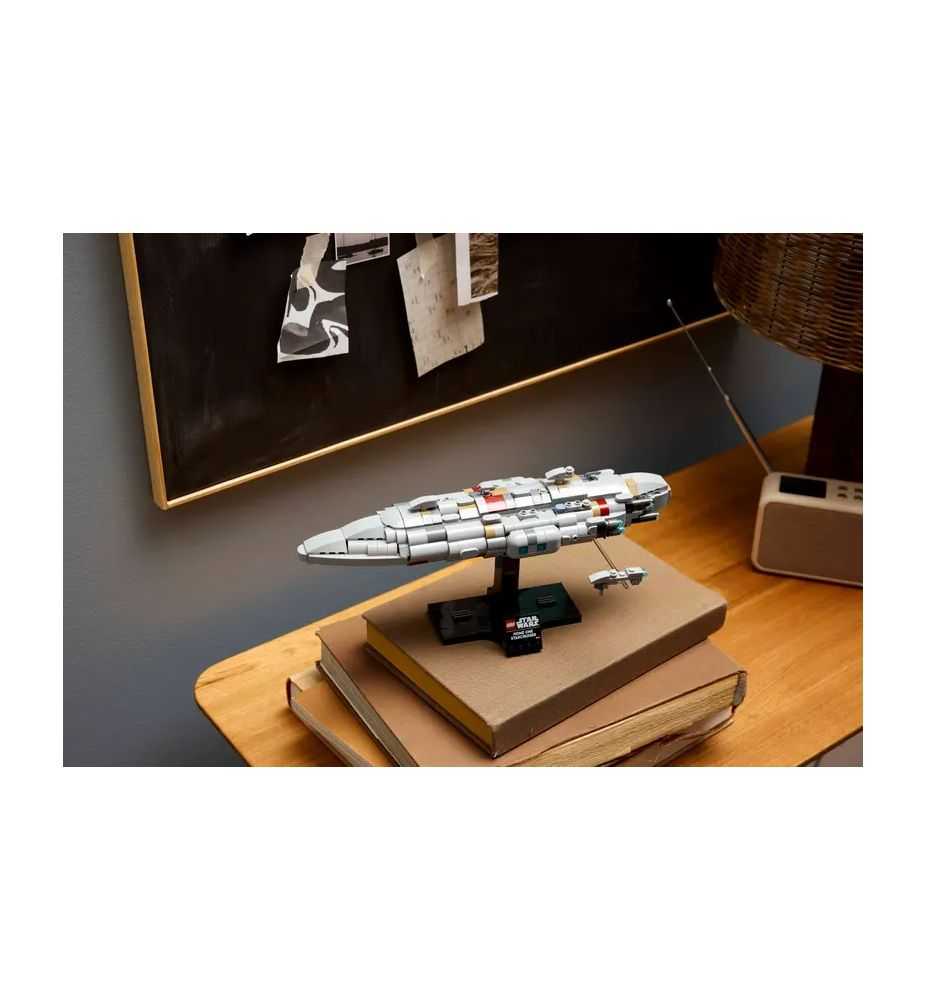 LEGO Star Wars 75405 Home One Starcruiser