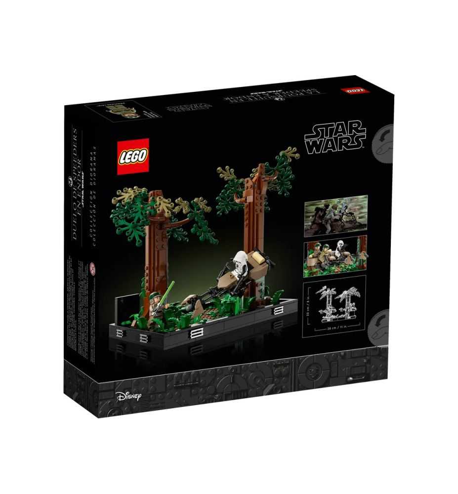 LEGO Star Wars 75353 Endor Speeder Chase Diorama