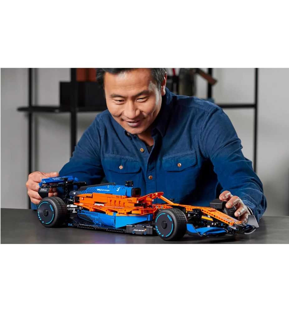 LEGO Technic 42141 McLaren Formula 1 Race Car