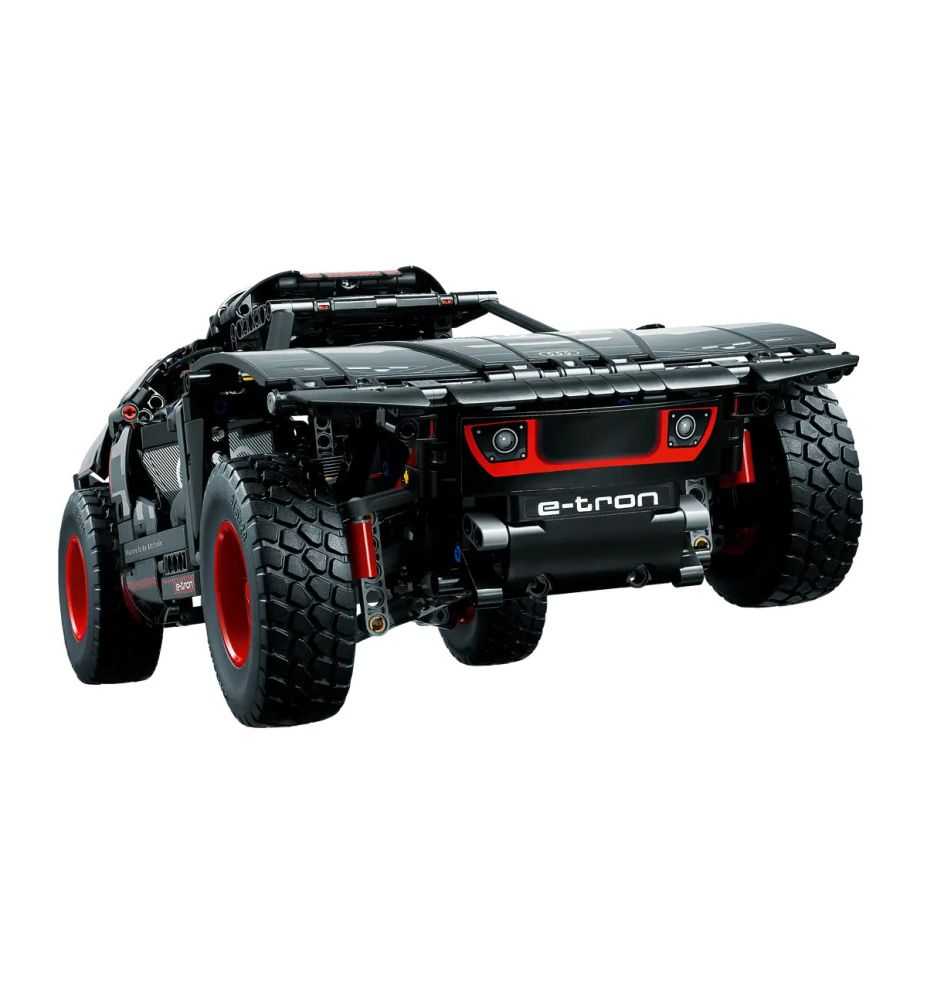LEGO Technic 42160 Audi RS Q e-tron