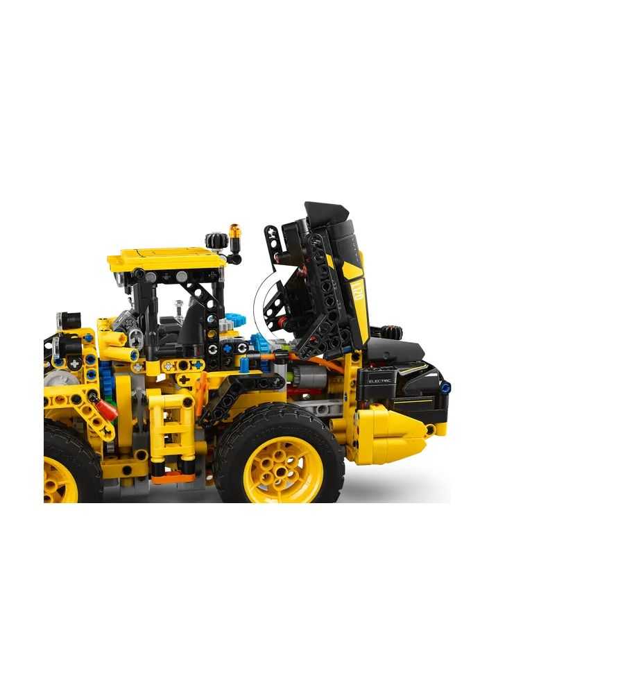 LEGO Technic 42209 Volvo L120 Electric Wheel Loader
