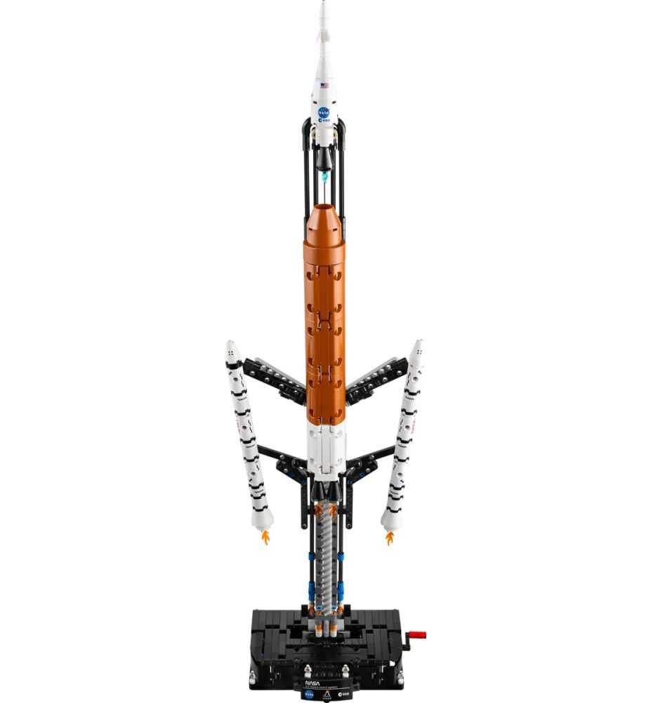 LEGO Technic 42221 NASA Artemis Space Launch System Rocket