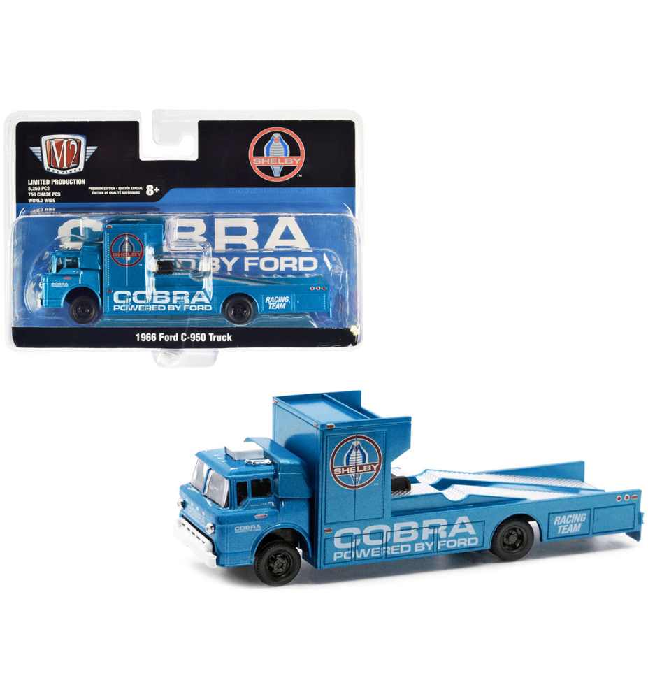 M2 Machines 1966 Ford C-950 Truck 1:64