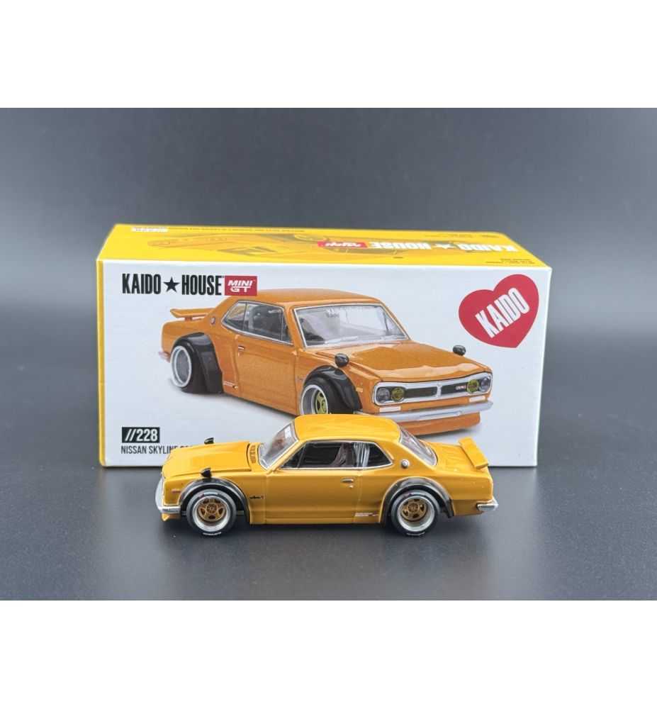Mini GT Kaido House Nissan Skyline 2000GT-R (KPGC10) V2 Orange 1:64