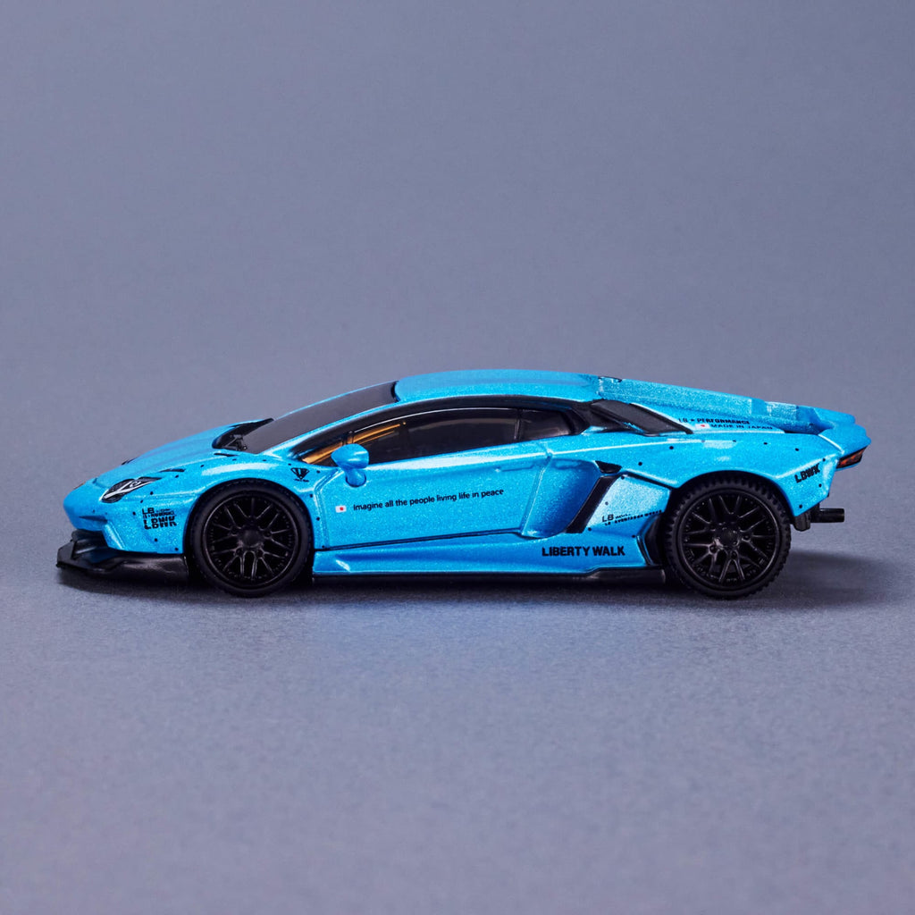 Hot Wheels Elite 64 Series LBWK Lamborghini Aventador LP 700-4